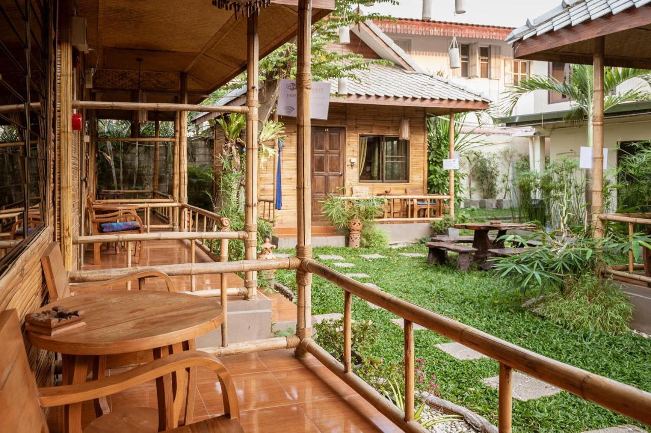 Boutique Hotel & Restaurant, Jaidee Bamboo Huts Chiang Mai Exterior foto